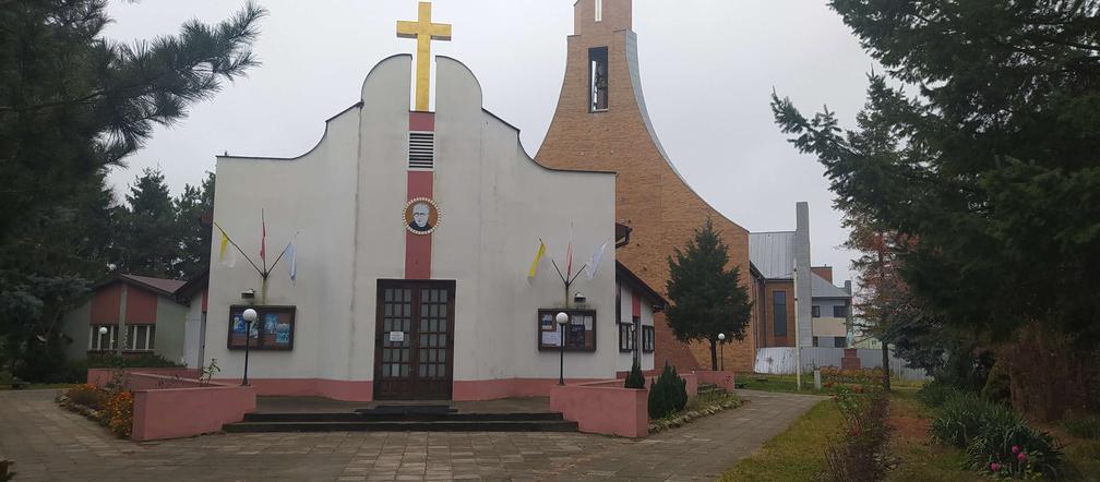 Brutalny mord w Siedlcach. Drągiem zmasakrowali głowę ks. Adama 