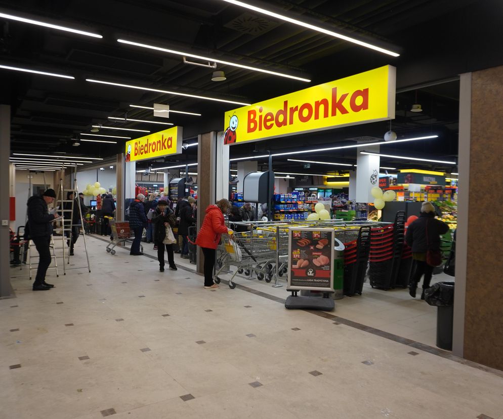 Burger Bogdan i Tost Tadek. Nowy Gang Biedroniaków w sklepach Biedronka od 25.08