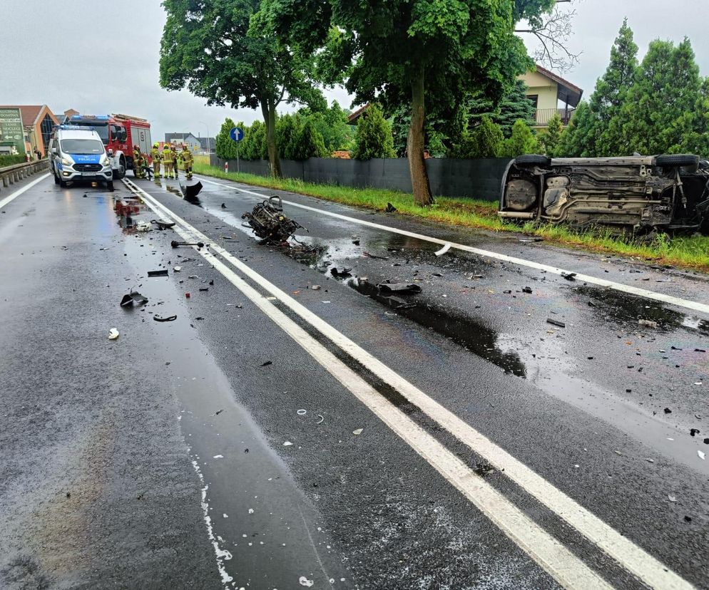 Wypadek na DW 309 koło Leszna. Zderzyły się dwa samochody