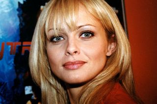 Izabella Scorupco skończyła 55 lat. Tak wygląda jej życie z dala od blasku fleszy [GALERIA]
