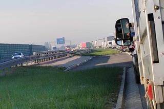 Śląskie: Wypadek na A1. Kobieta trafiła do szpitala. Gigantyczny korek