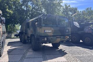 Piknik wojskowy w centrum Gorzowa! Ciężki sprzęt pojawił się na Placu Grunwaldzkim