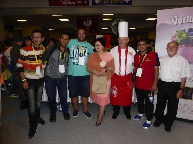  15 Edycja kremówki papieskiej. 