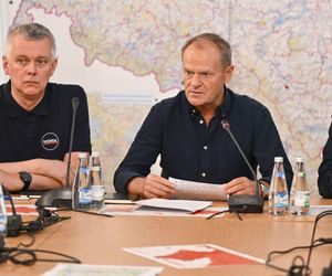 Tusk: Bezpłatne paliwo w związku z powodzią. Dostaną je te osoby