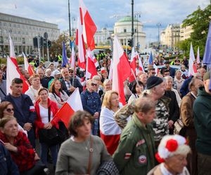 W Warszawie odbył się antyimigrancki marsz i kontrmanifestacja