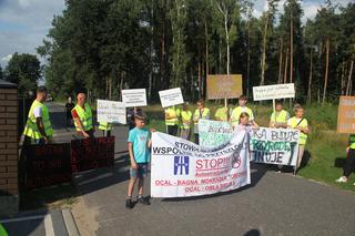 Wściekli mieszkańcy chcą zablokować budowę autostrady. Łapy precz od naszych bagien!