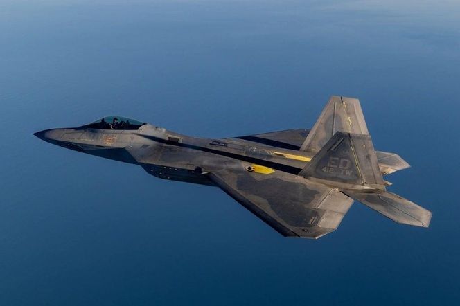 F-22 Raptor