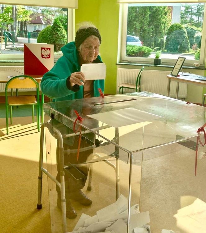 Ma 104 lata i oddała głos w wyborach