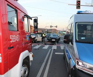 Wypadek w Świerklanach. Kierująca nie ustąpiła pierwszeństwa. Są ranni