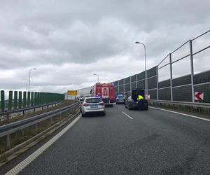 Motocyklista uderzył w bariery na austradzie A1! 18-latka zginęła na miejscu
