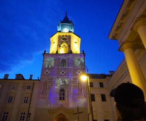 Wyjątkowa iluminacja na Wieży Trynitarskiej w Lublinie! Musicie to zobaczyć! [GALERIA]