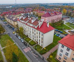 Zapadlisko przed blokiem Siemianowicach Śląskich