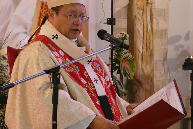Abp Grzegorz Ryś: 30-lecie parafii Matki Boskiej Fatimskiej w Łodzi