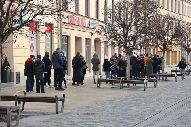 Kolejki po pączki w tłusty czwartek w Lublinie