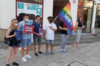 Tak protestowali mieszkańcy Tarnowa! Wsparcie dla telewizji TVN