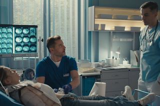 Na dobre i na złe odc. 954. Dominika (Paulina Gałązka), Marcin Molenda (Filip Bobek), Borys Jakubek (Marcin Zacharzewski)