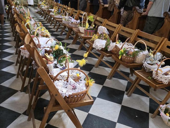 Wielkanocne święcenie pokarmów