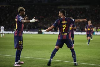 Ferran Torres show! Barcelona nastrzelała goli Betisowi, ale obrona wciąż dziurawa