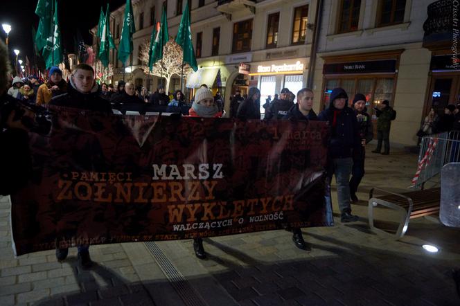 Marsz Pamięci Żołnierzy Wyklętych przeszedł przez Lublin. Zobacz zdjęcia!