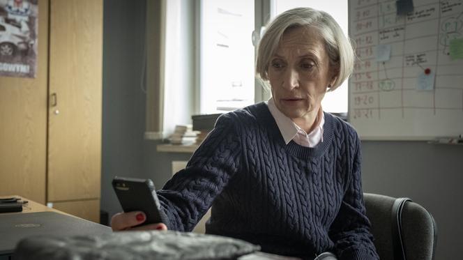 Pod powierzchnią 2 sezon odc. 1. Komisarz Maria Byszewska ( Małgorzata Hajewska-Krzysztofik)