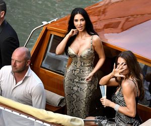 Zobacz, jak ubrali się goście na ślubie Bezosa! Panna młoda szokowała