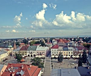 Sztuczna inteligencja wybrała. Te miasta na Podkarpaciu warto odwiedzić