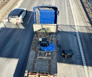 Wypadek na S8 ciężarówka wiozłą silnik Pendolino 