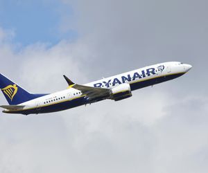 Koszmarny lot Ryanair. Pasażer musi zapłacić 20 tysięcy złotych kary 
