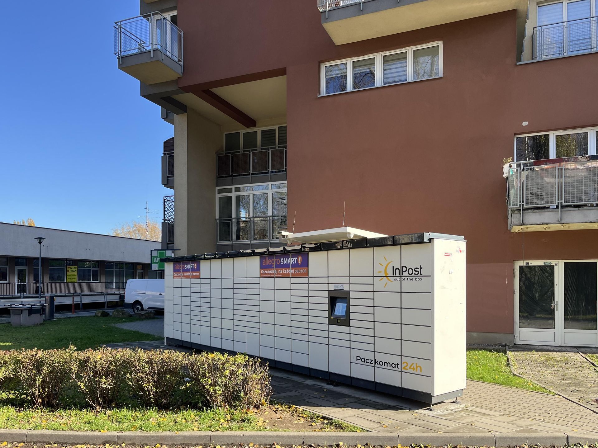 Teligi 26 w Krakowie. Blok z ukrytym balkonem