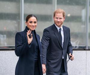 Meghan Markle zostawiła dzieci, by pilnować męża? Harry przyłapany z piękną modelką