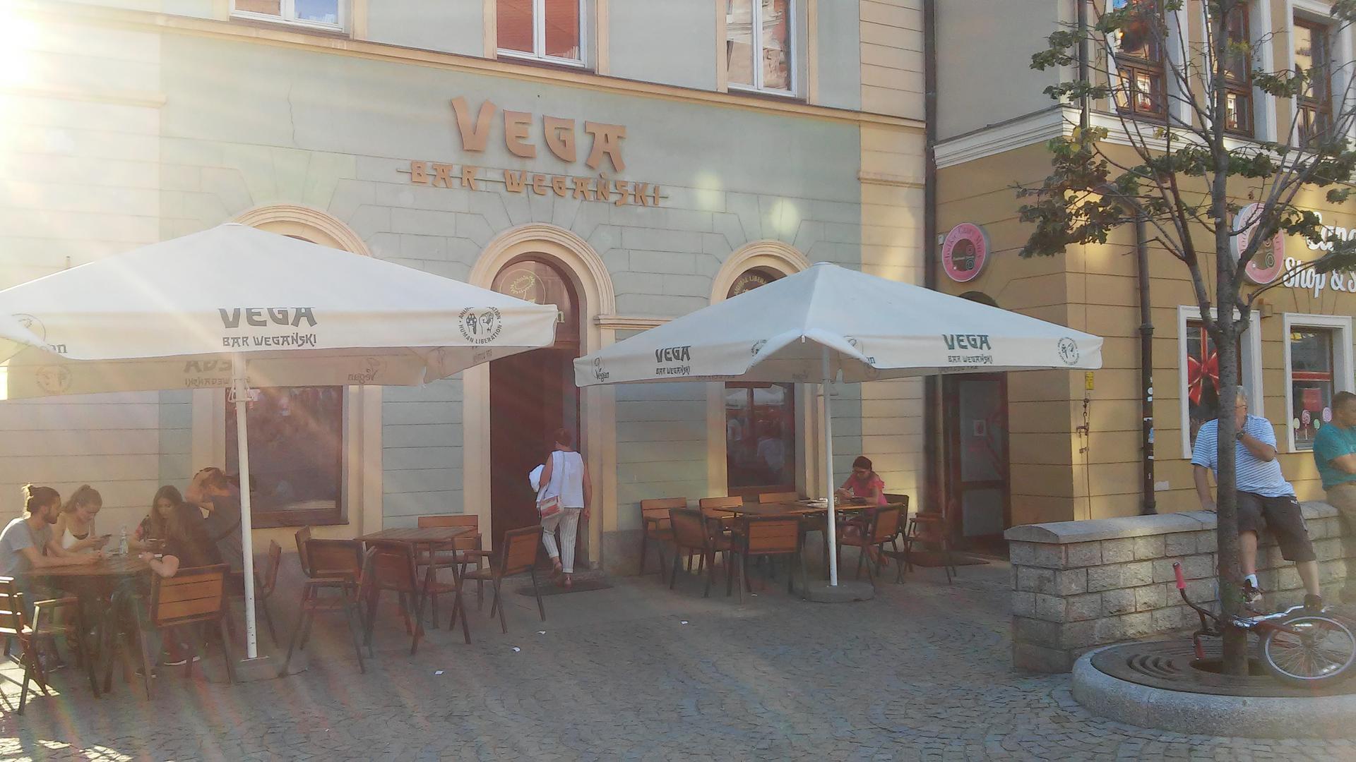 Wegetariańskie i wegańskie restauracje i kawiarnie we Wrocławiu