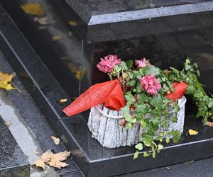 Grób rodziców Jarosława  Kaczyńskiego