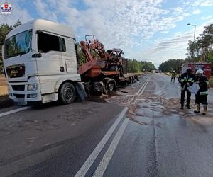 Śmiertelny wypadek na drodze krajowej w Annówce. Czołowe zderzenie dwóch tirów [ZDJĘCIA]