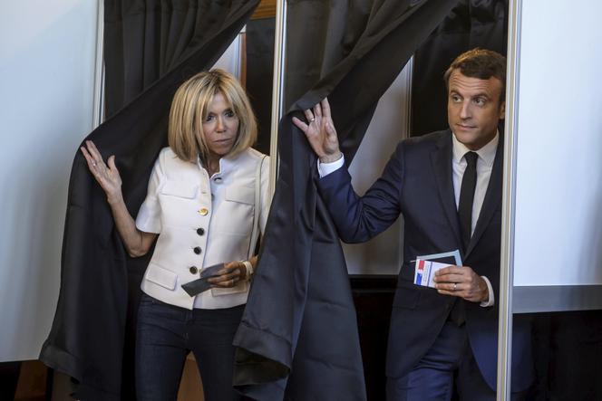  Emmanuel Macron Brigitte Macron 