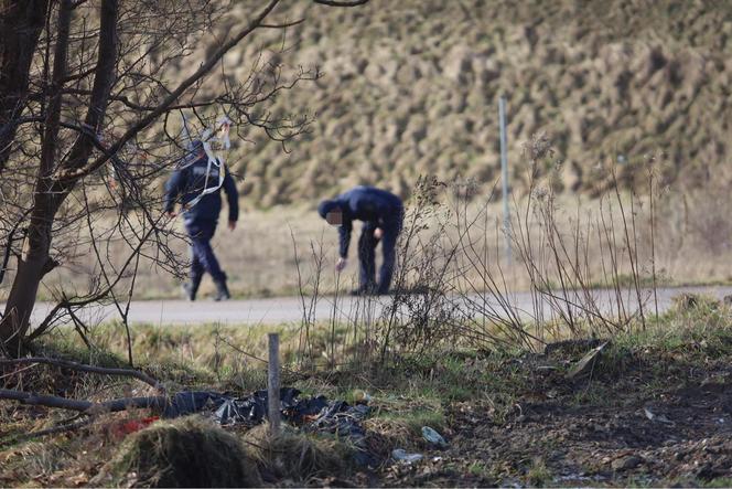 Zabójstwo małżeństwa w Ostródzie. Policyjne poszukiwanie przy poligonie