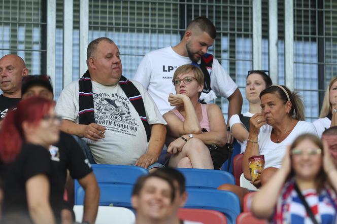 Górnik Zabrze zmierzył się z Rakowem Częstochowa. Kibice na trybunach dopisali