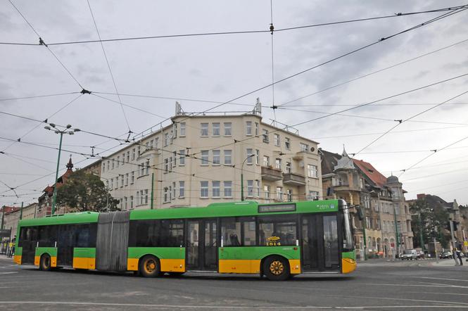 Za tramwaje kursują zastępcze autobusy co pięć minut
