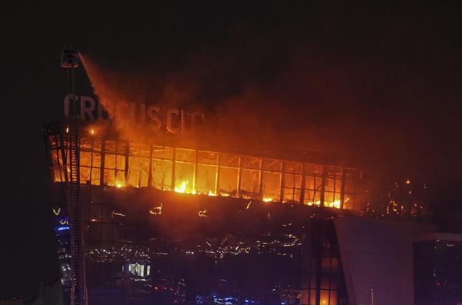 Atak terrorystyczny w Moskwie na centrum handlowe Crocus City Hall