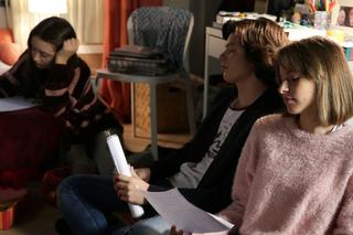 	M jak miłość, odc. 1521. Damian (Oliver Proctor), Ania (Gabriela Świerczyńska)