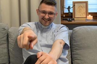 Ks. Tomasz Białoń po kolędzie poszedł do niewierzącego