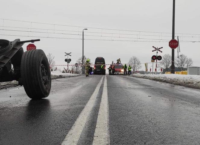Koszarówka. Wypadek na przejeździe kolejowym 3.02.2021