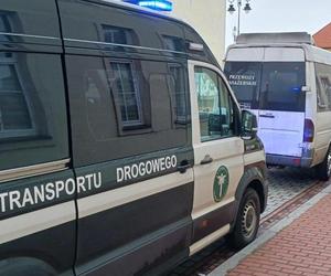 Bus do Nowego Warpna nie mógł jechać dalej. Wezwali policję