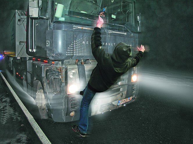 Pan Jerzy wpadł pod TIR-a