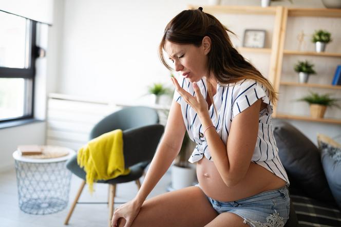 Wymioty w ciąży dają ci się we znaki?