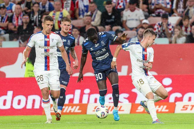 Górnik Zabrze przerwał serię zwycięstw. Porażka na koniec sierpnia i zdruzgotani kibice