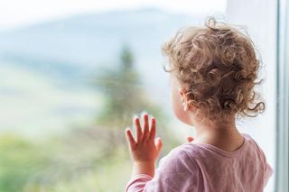 3-letni Nikuś czeka na rodzinę. Przez ponad połowę życia marzy o mamie i tacie. I nic się nie zmienia
