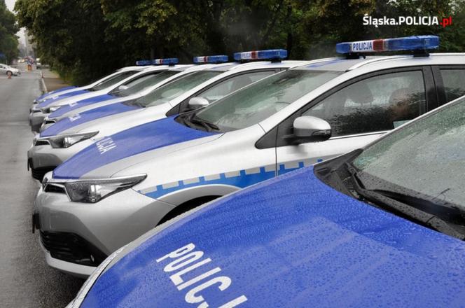 Śląska policja w hybrydowych radiowozach
