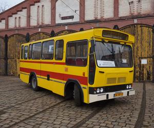 Naprawdę specjalna komunikacja na Noc Muzeów we Wrocławiu. Przejedź się zabytkowym tramwajem lub autobusem