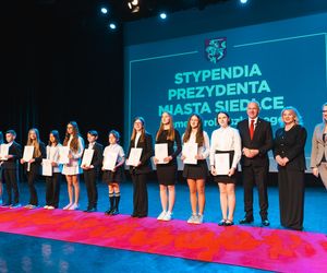 Blisko 700 najzdolniejszych siedleckich uczniów z nagrodami za dokonania w nauce!