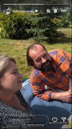 Barwy szczęścia na planie. Aldona (Elżbieta Romanowska), Borys (Jakub Wieczorek)